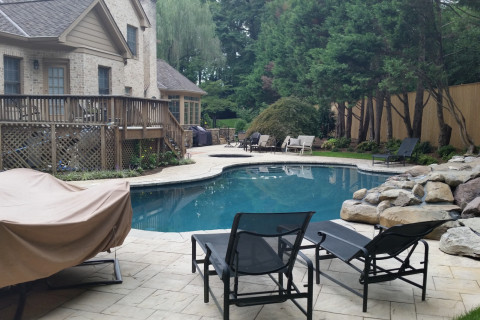 Custom-Swimming-Pools-Northern-Virginia