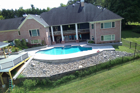 Custom-Swimming-Pools-Northern-Virginia18