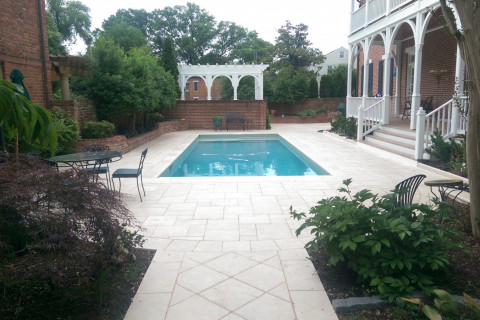 Custom-Swimming-Pools-Northern-Virginia2