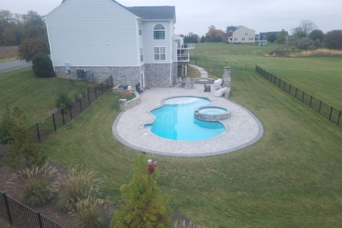 Custom-Swimming-Pools-Northern-Virginia9